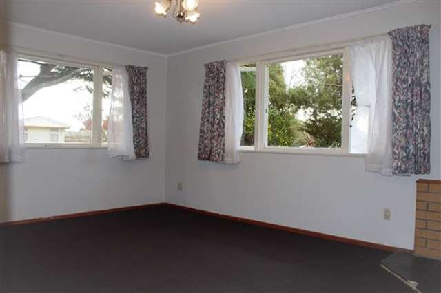 68 Kelvin Road Papakura_2