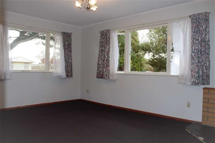 68 Kelvin Road Papakura_2