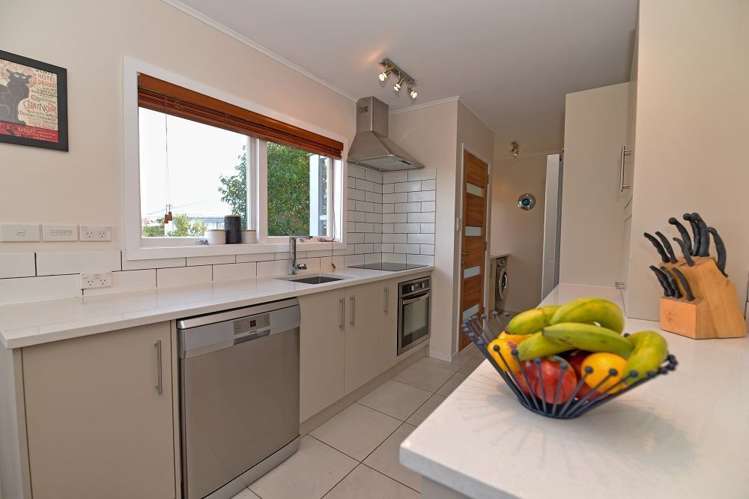 32 Coniston Avenue Te Atatu South_7