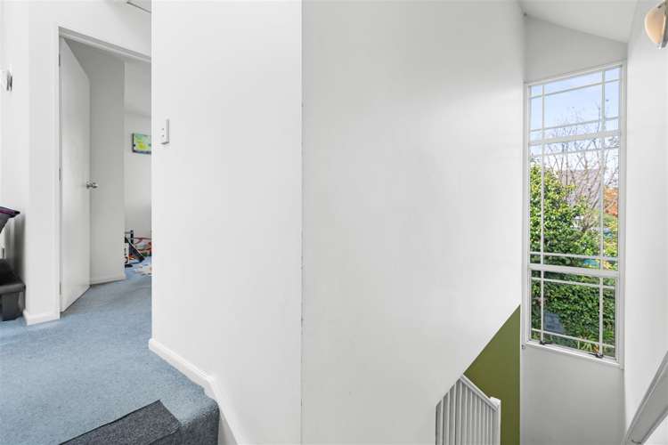 2/32 Winchester Street Merivale_10