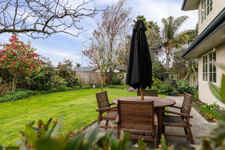 70 Whiting Crescent Greenmeadows_27