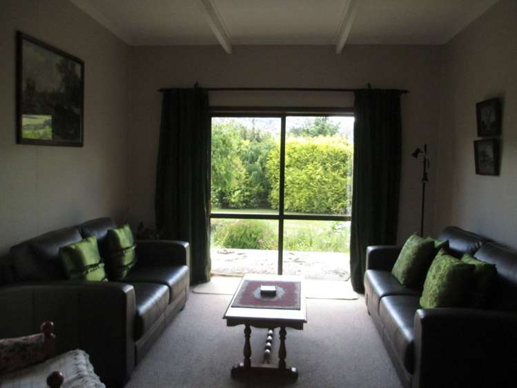 869 Tahakopa Valley Road Catlins Surrounds_8