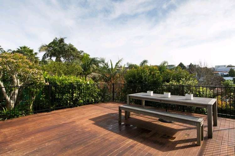 6 Apihai Street Orakei_4