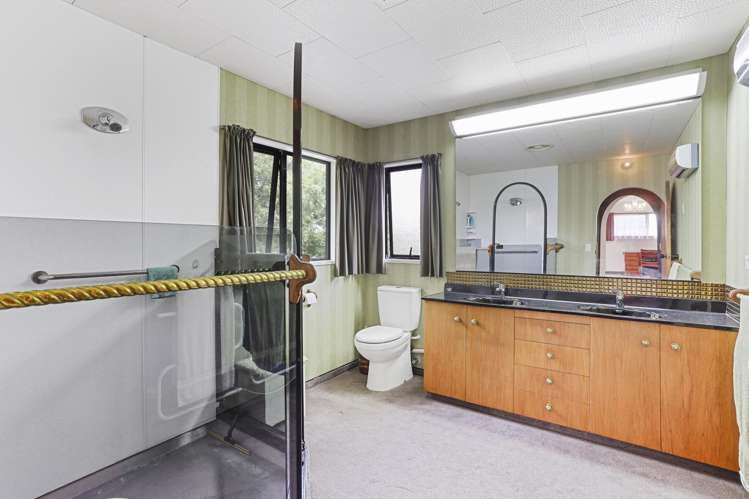 80 Regency Crescent Redwood_28