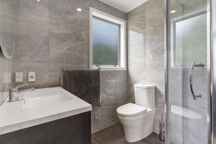 37 Angelo Avenue Howick_12