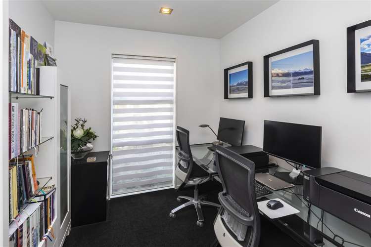 55 Applefield Court Northwood_32