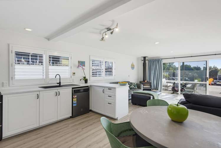 11 Rodney Avenue Te Horo Beach_5