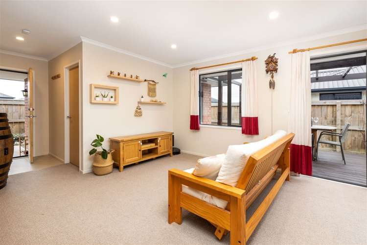 7 Dakota Place Burleigh_11