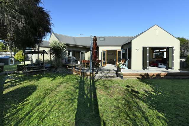 135 Aldinga Avenue Stoke_2