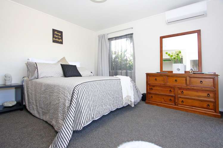 10a Booker Place Manurewa_6