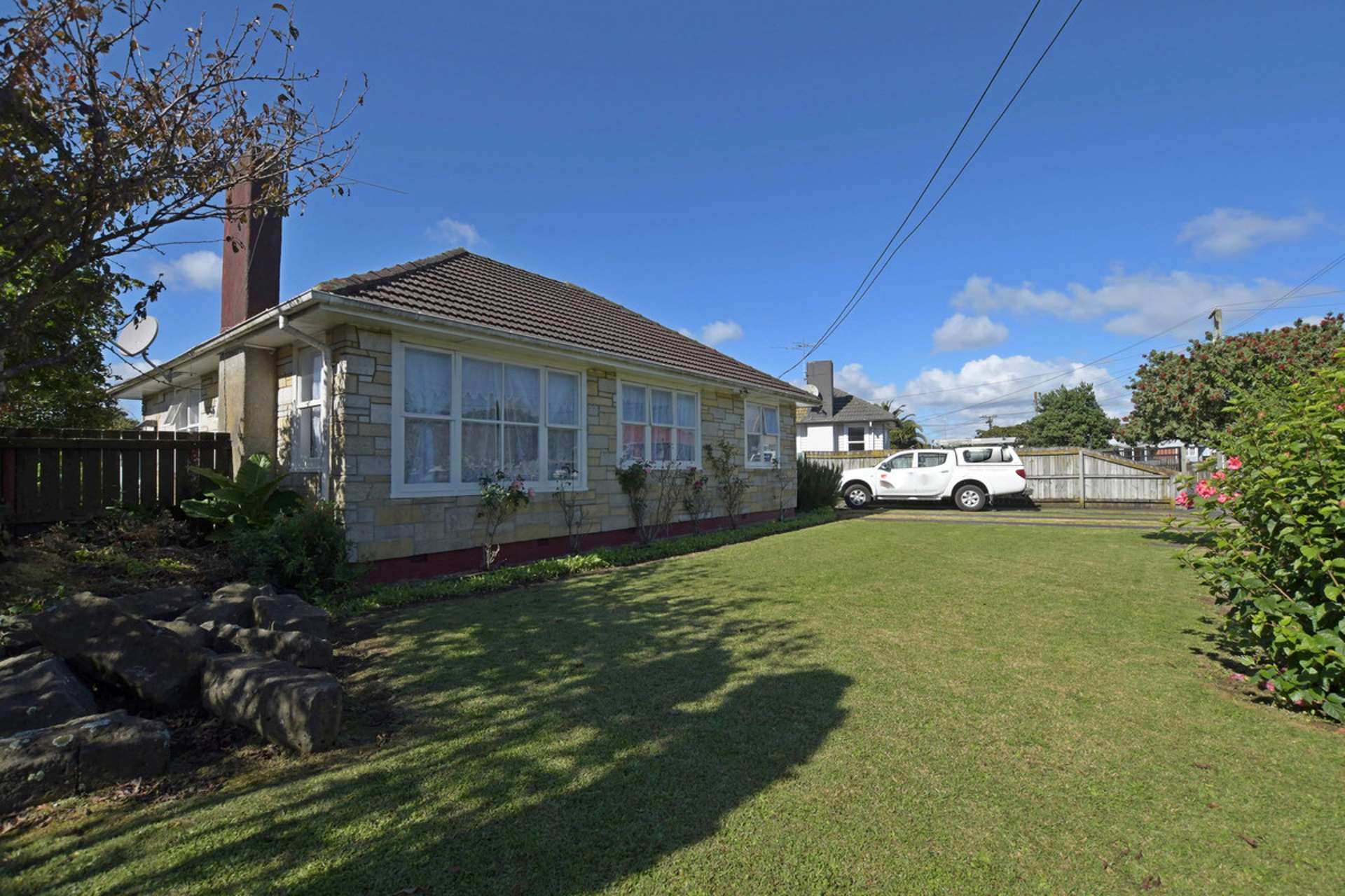 12 Sandbrook Avenue Otara_0