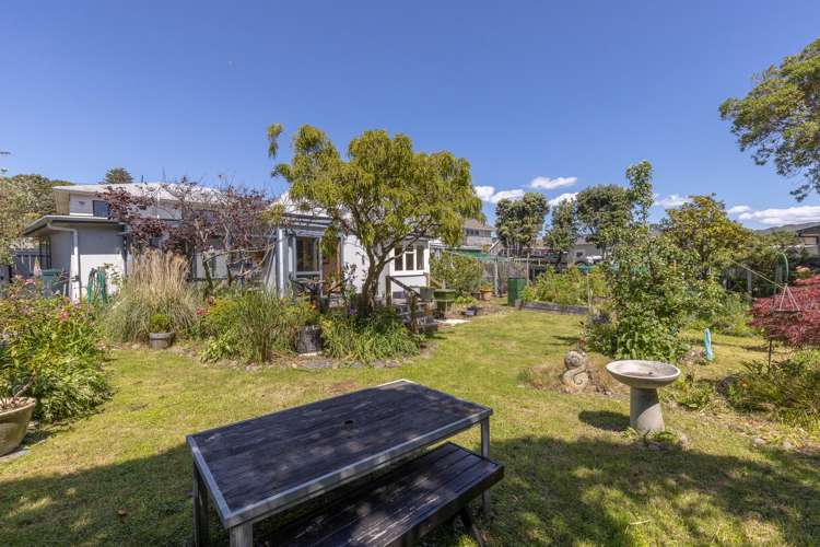 11 Whanake Street Titahi Bay_17