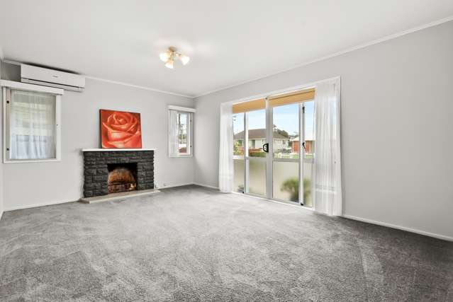 15 Velvet Crescent Otara_2