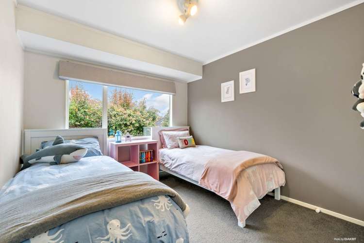 5 Isaac Place East Tamaki Heights_12