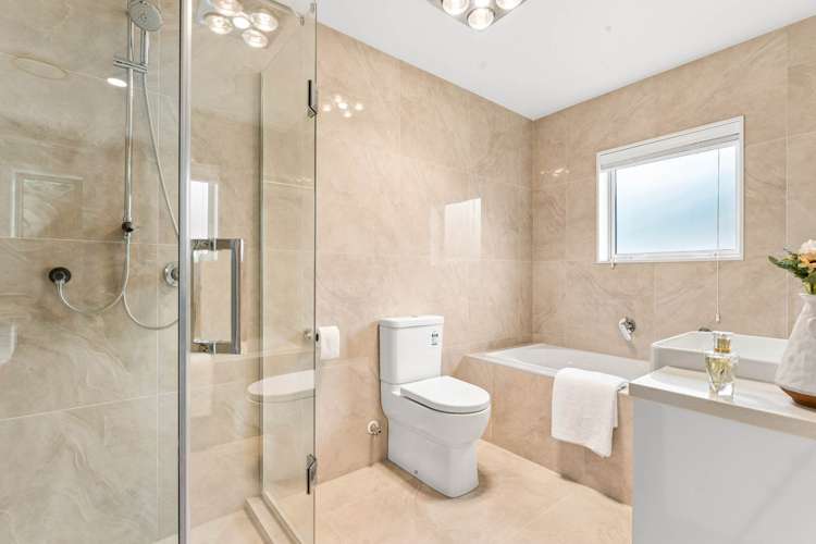 20 Mackay Drive Greenhithe_10