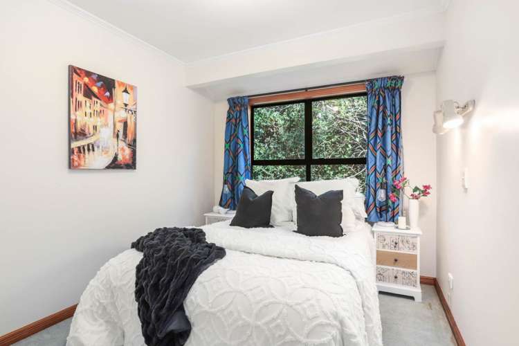 21 Tarahanga Street Northcote_8