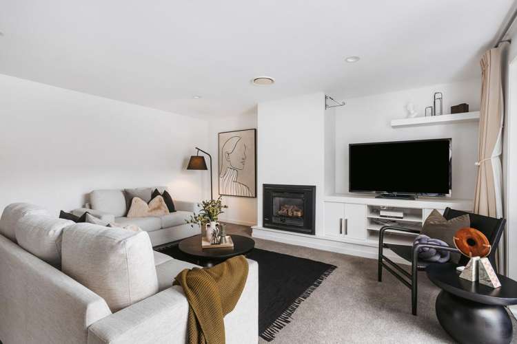 14 Glenmonarch Place Pyes Pa_14