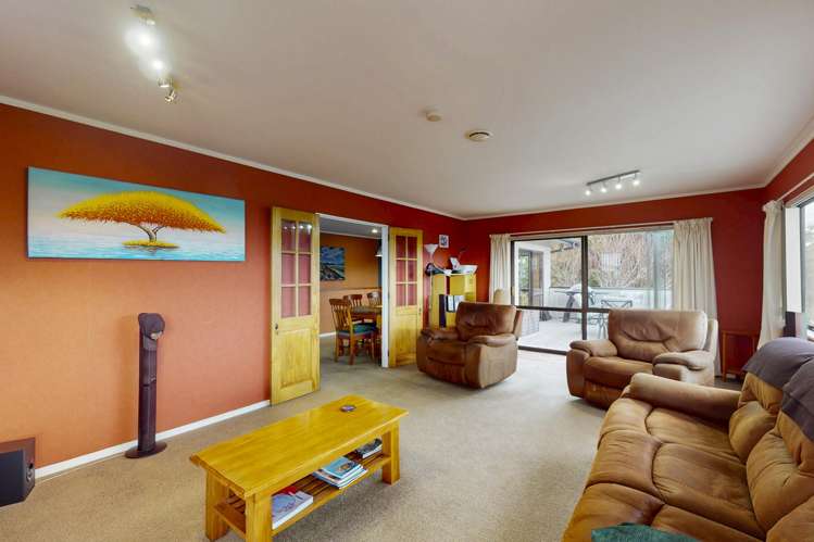 8a Walmer Grove Bell Block_14