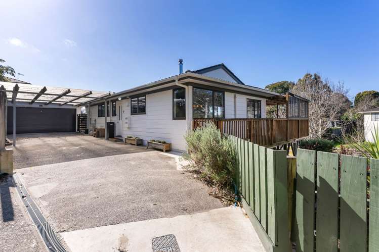 17 Panzic Place Glen Eden_1