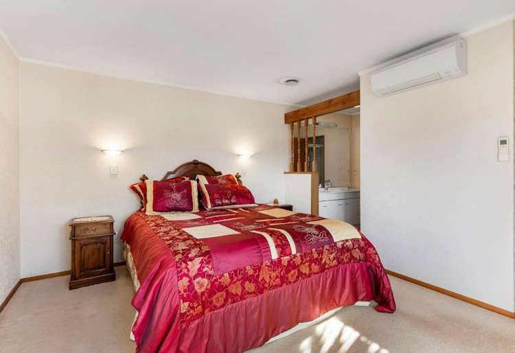 16 Hayes Place 1679_6