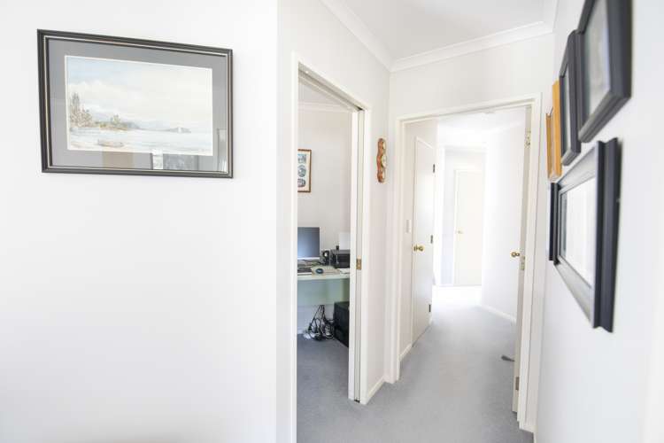 8 Gresham Place Taradale_19