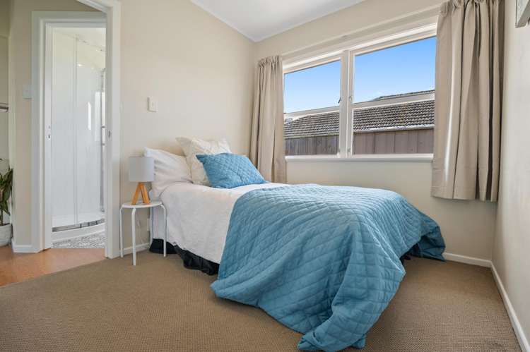 2/1 Kiekie Road Mangere Bridge_8