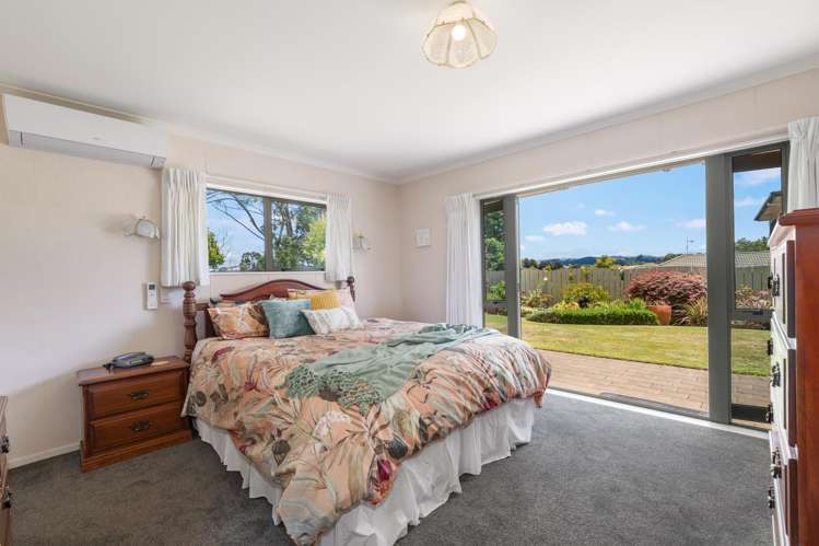 53 Stableford Drive Pyes Pa_17