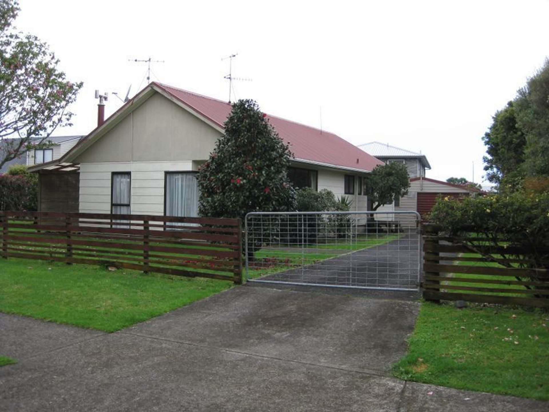 28 Koutunui Road Athenree_0