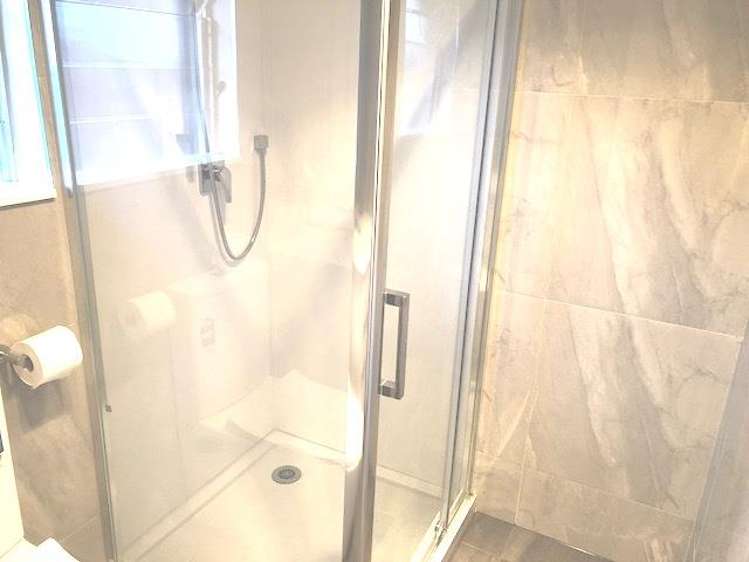 4/174 Rosebank Road Avondale_5