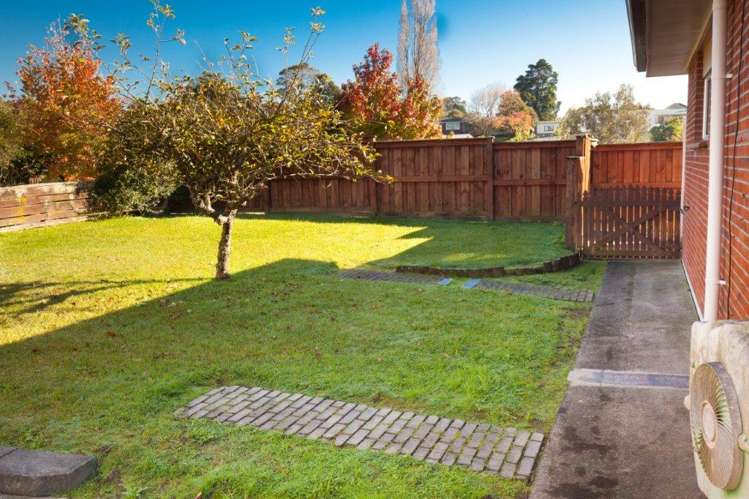 2/51 Parker Avenue New Lynn_17