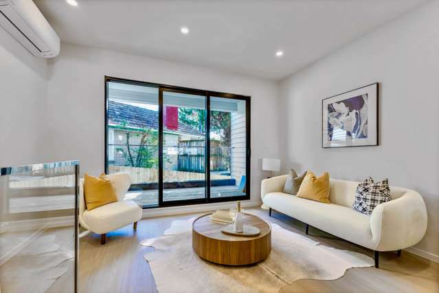 Brand-New Contemporary Home in Prime Glenfield