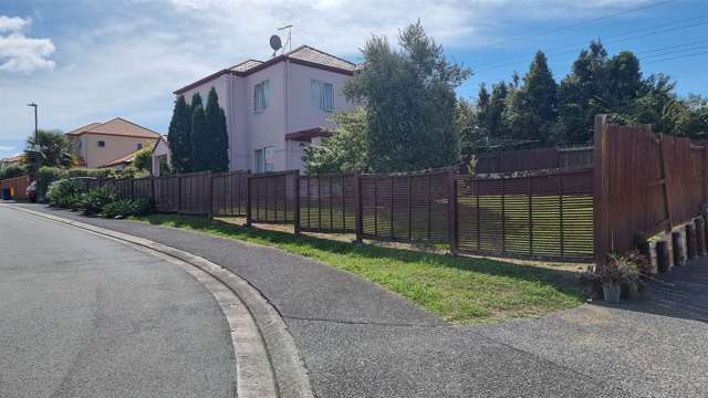 9 Stolford Crescent New Lynn_4