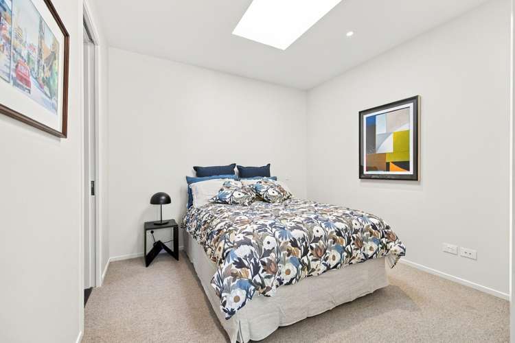 3/130 Office Road Merivale_13