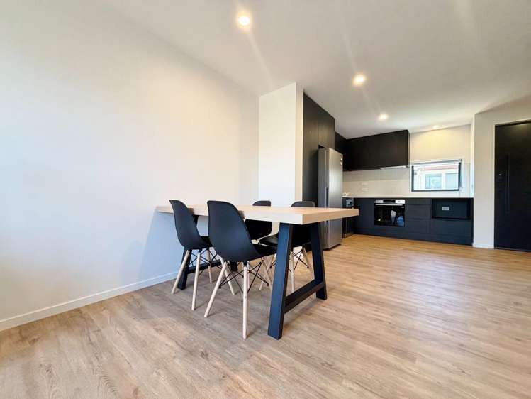 7/427 Worcester St Linwood_6