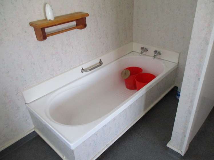 34 Eddystone Street Kaitangata_9