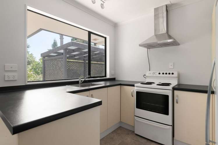 1 Parkview Place Stoke_9