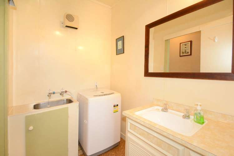 45 Moana Street Aramoana_11