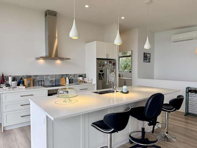 1089 Whangara Road 1052_1
