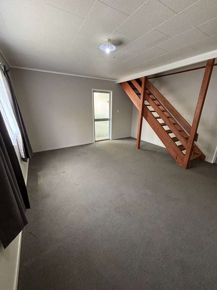 466A Great South Road Huntly_1