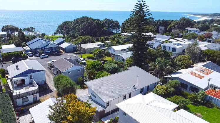 166b Molesworth Street New Plymouth Central_23