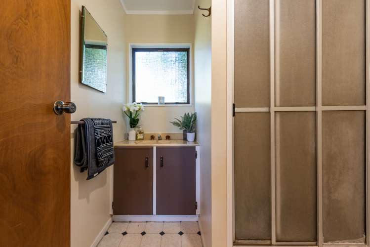 90 Tweed Road Papakowhai_20