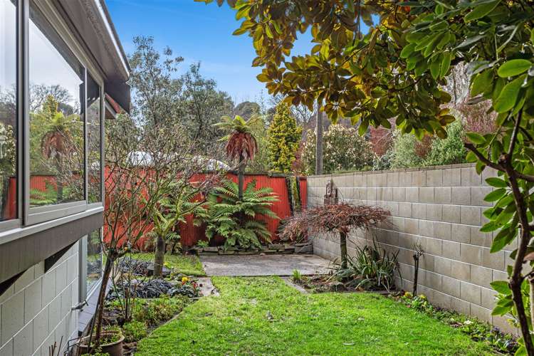 4 Bridgemere Lane Cracroft_17