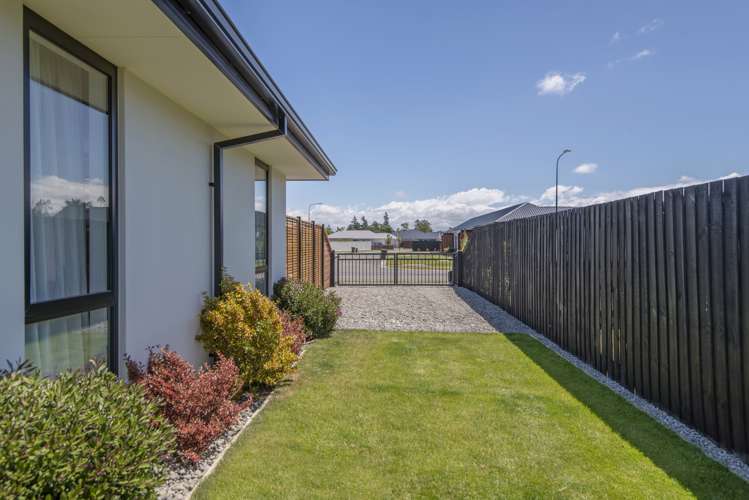 11 Suffolk Drive Kirwee_23