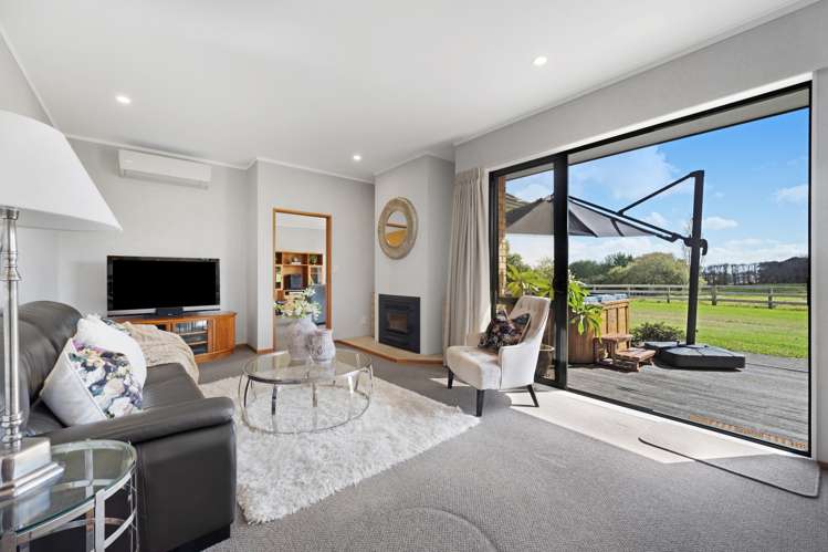 30 Clifton Road Whitford_14