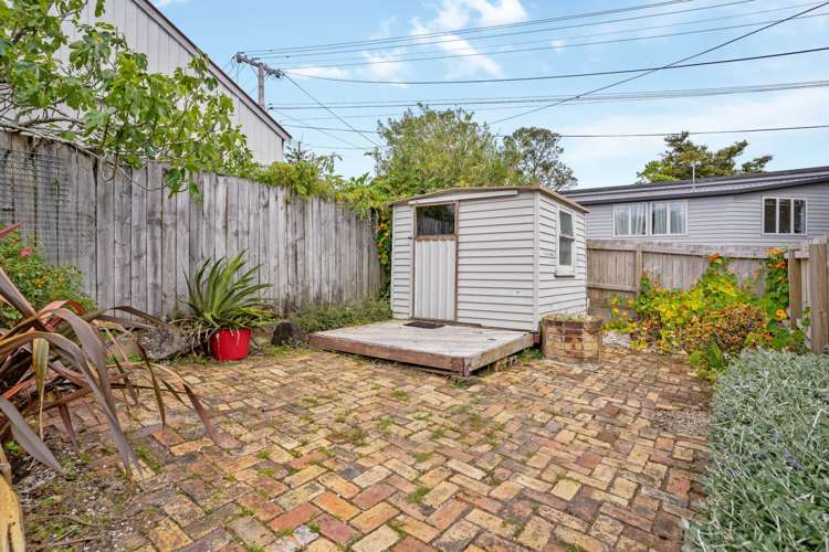 1/25a Balmain Road Birkenhead_24