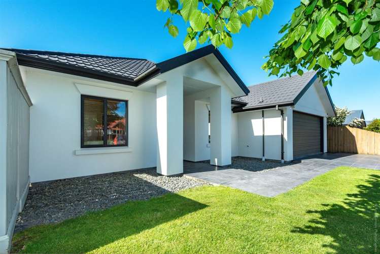 12 Sheraton Place Redwood_23