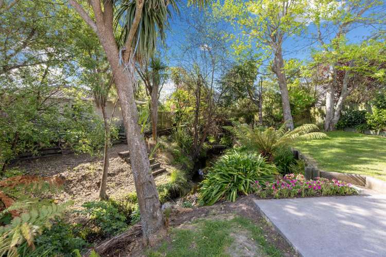 84 Lake Terrace Road Burwood_2