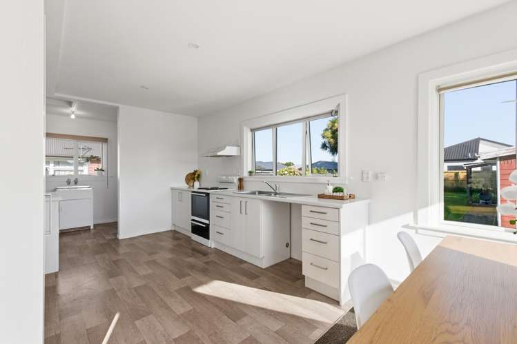 122 Springs Road Hornby_14