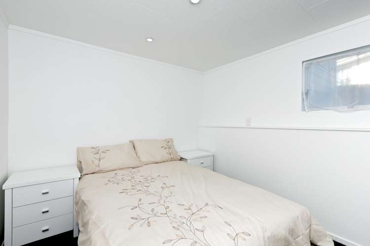 30 Dillon Crescent Clover Park_15