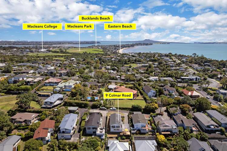 9 Colmar Road Mellons Bay_17